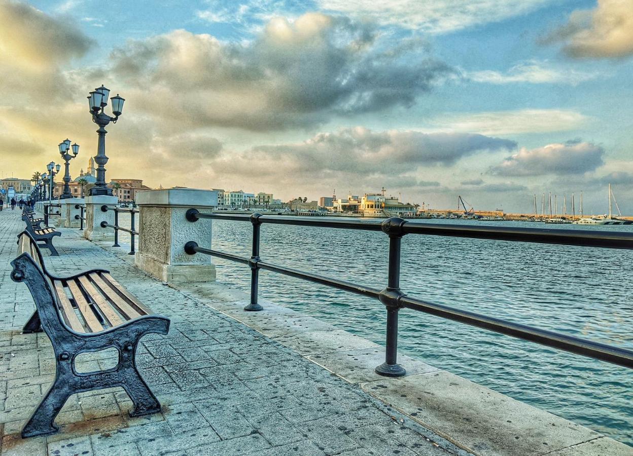 Dimora Fantasia Charme B&B Bari Exterior foto